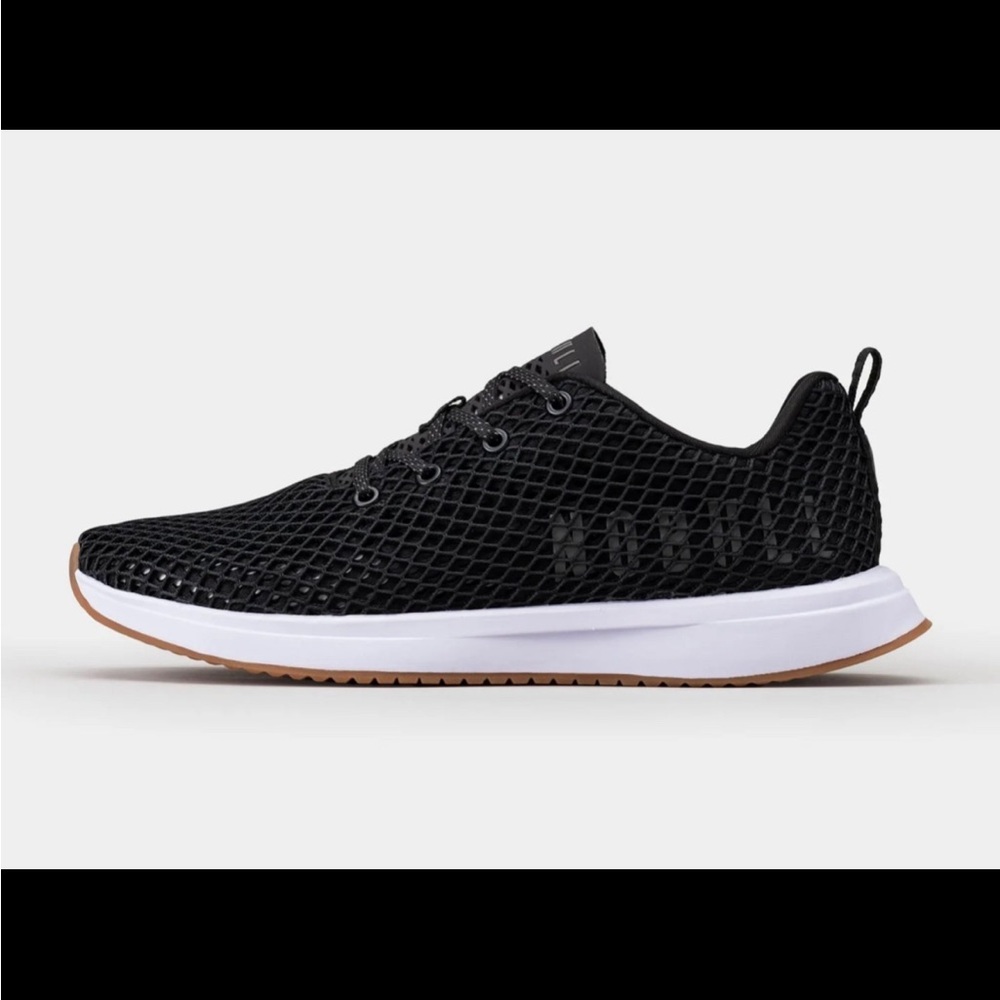 NOBULL mesh runner shoes